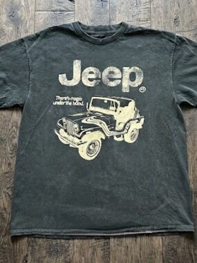 Jeep wrangler shirt Men’s Size Medium
